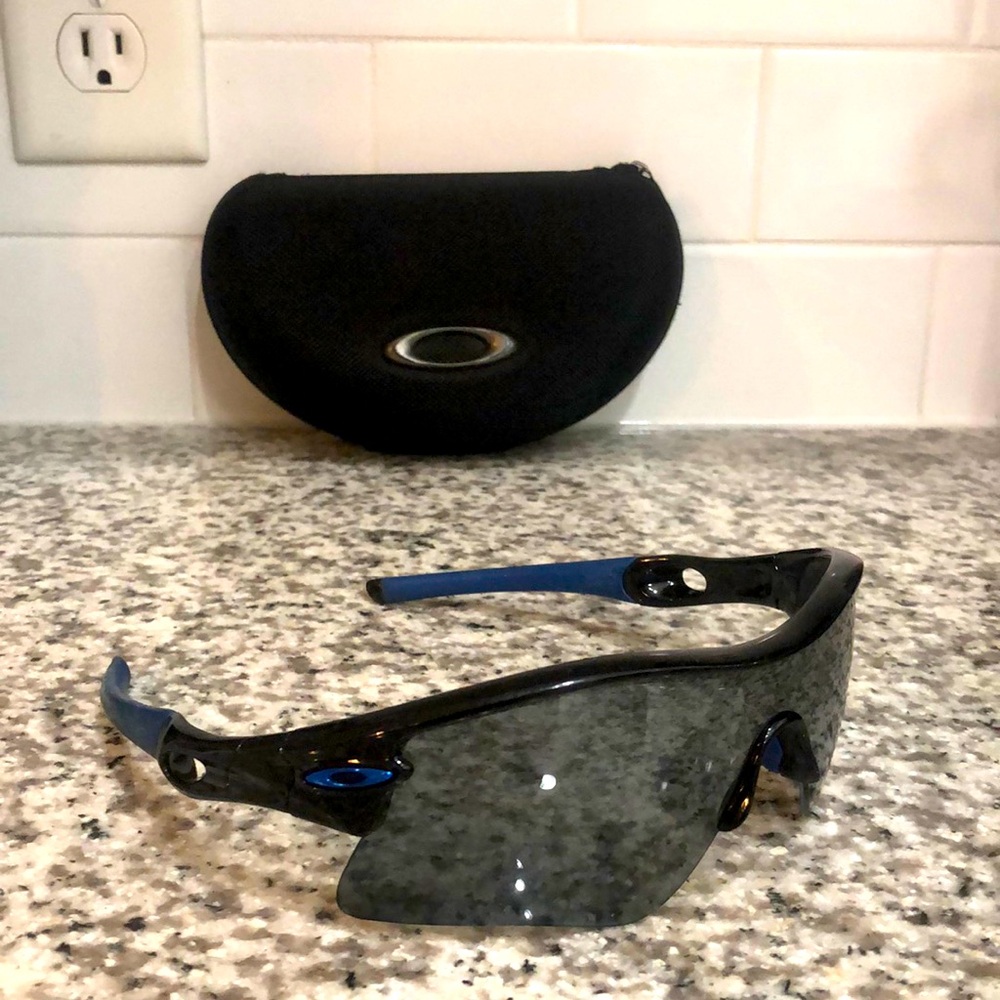Oakley Radars (Matte Grey Lenses, Royal Blue/Black Frames) (Polarized)